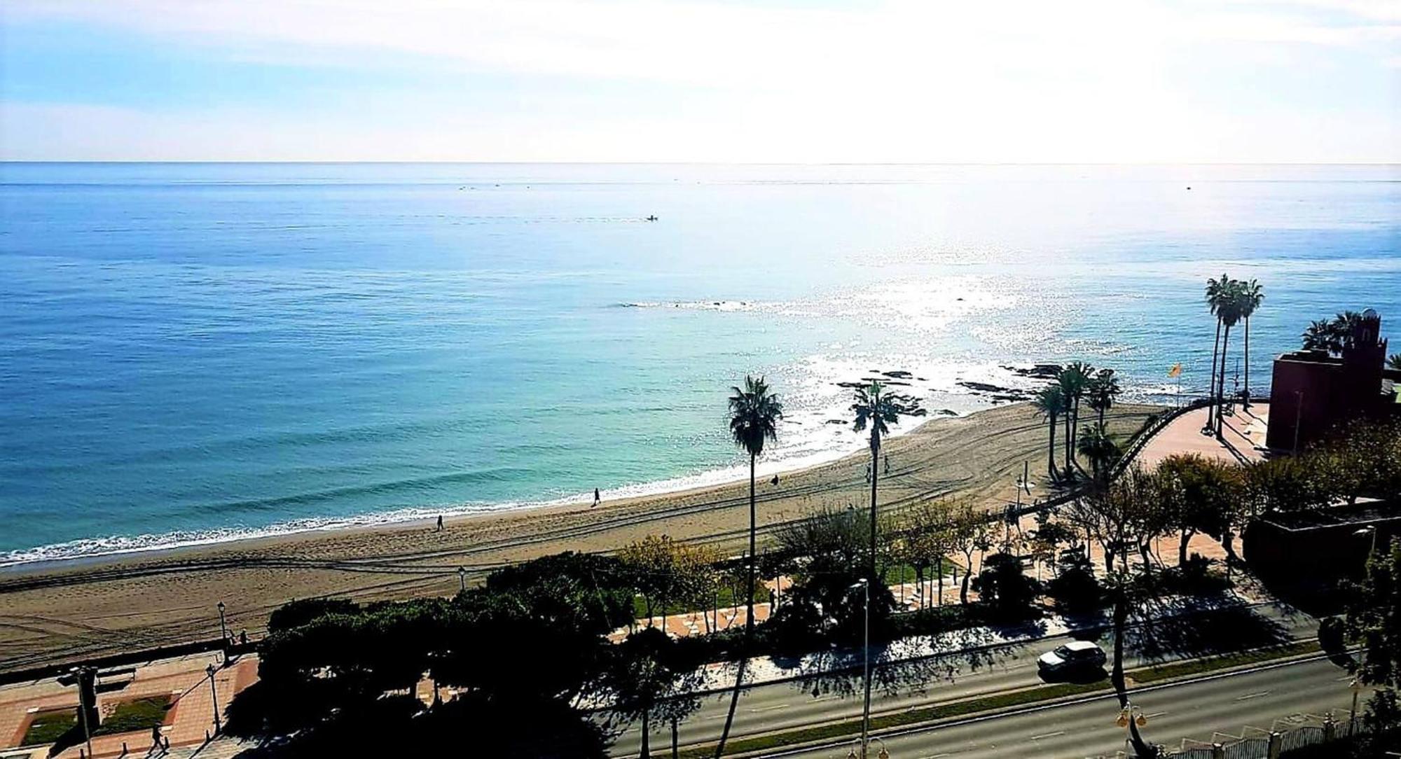 Frontal Sea View Apartment Benalbeach Benalmadena Luaran gambar