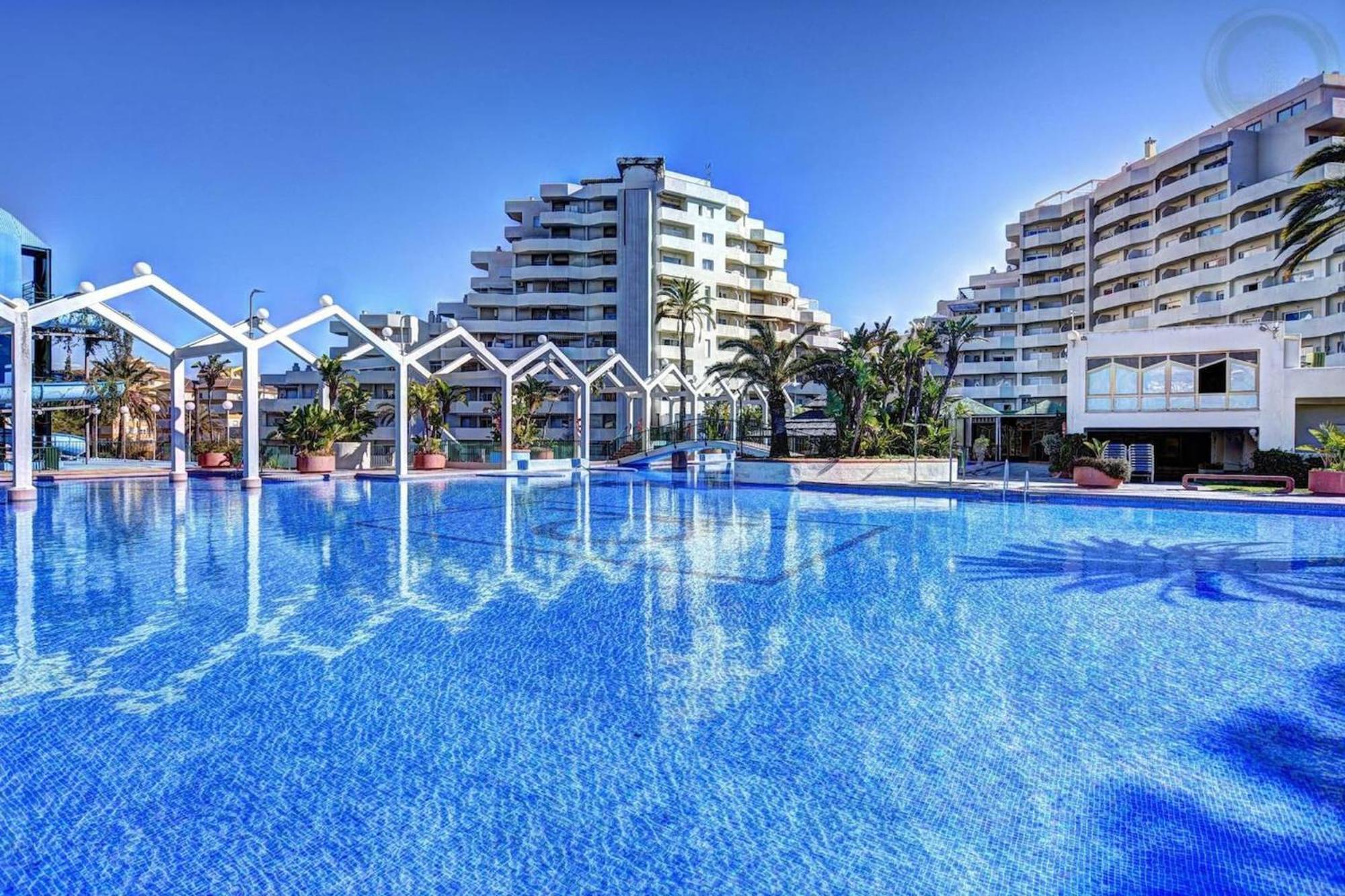 Frontal Sea View Apartment Benalbeach Benalmadena Luaran gambar