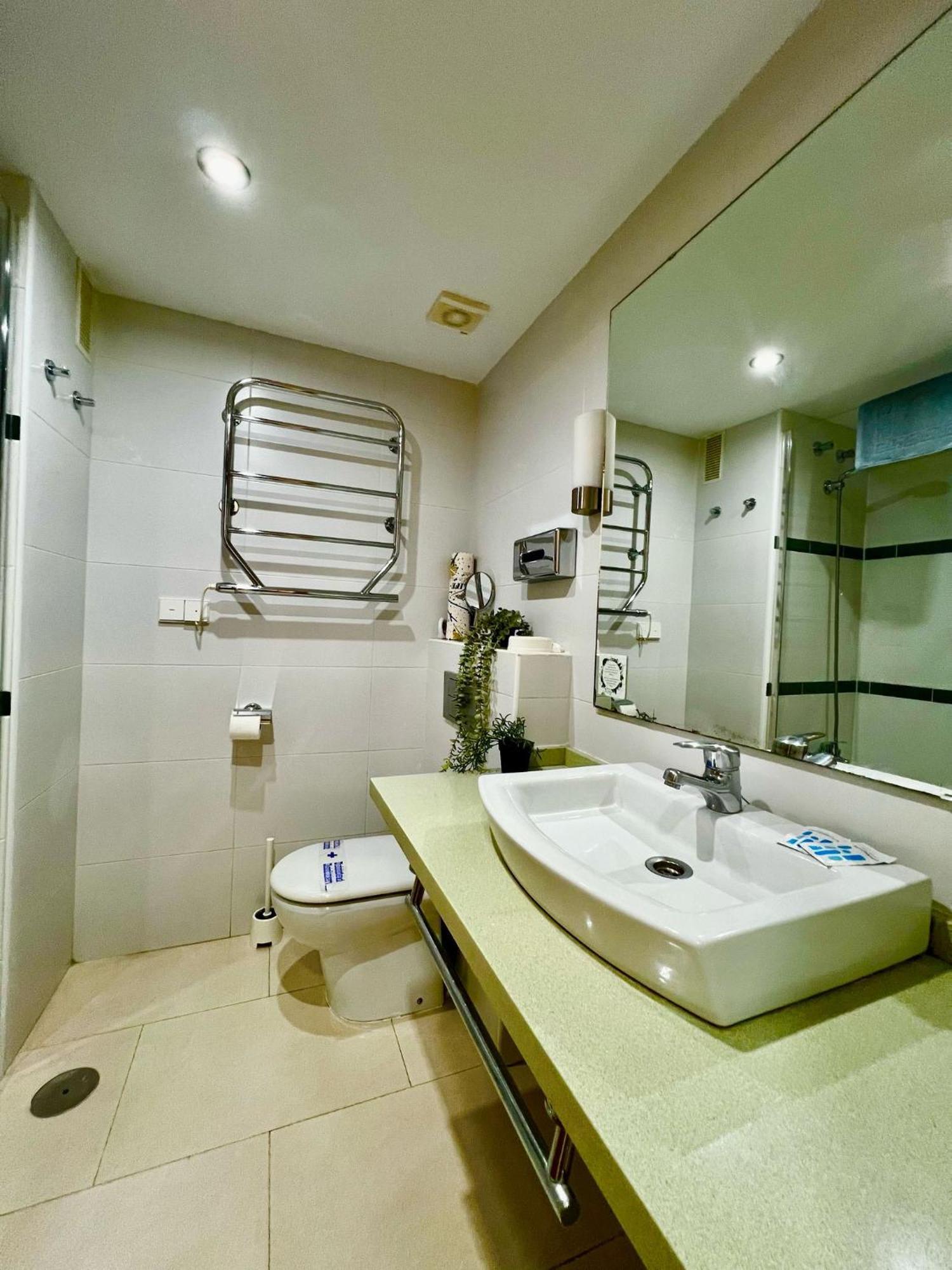 Frontal Sea View Apartment Benalbeach Benalmadena Luaran gambar